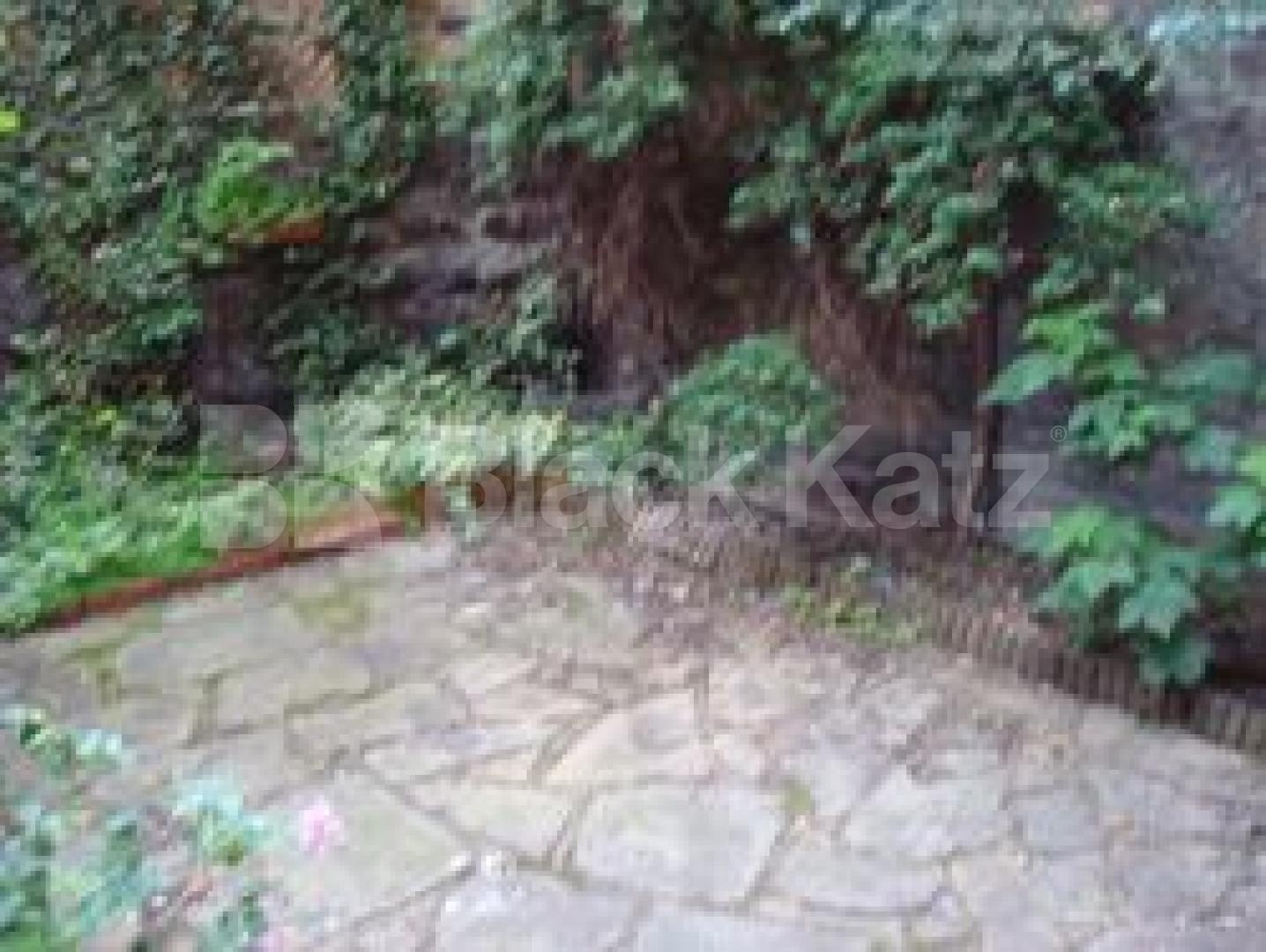 			LOCATION LOCATION LOCATION, 2 Bedroom, 1 bath, 1 reception Flat			 Marchmont Street, RUSSELL SQUARE